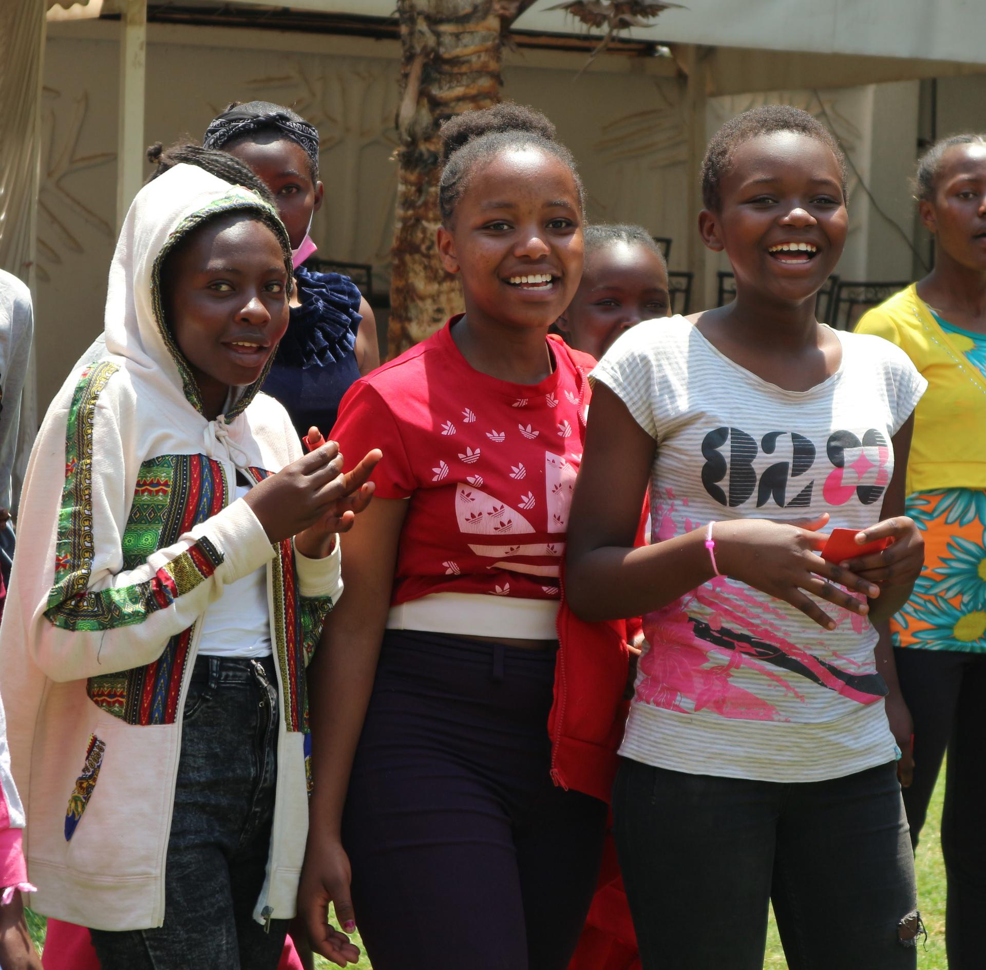 foto delle ragazze di Nairobi del progetto “Ragazze senza sosta” rivolto a 40 giovani ragazze
